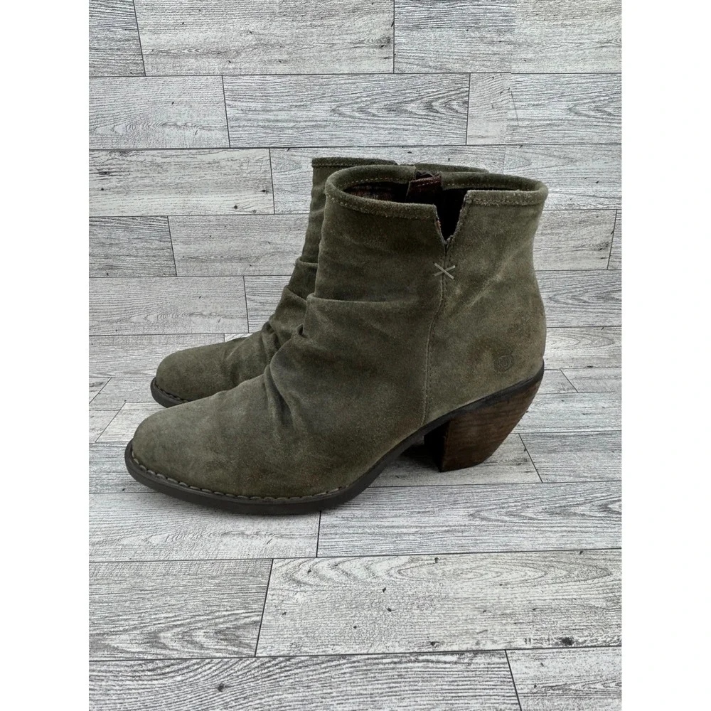 Born‎ Tarkiln Olive Green Suede Slouch Ankle Boots Men Size 9M Wood Block Heel